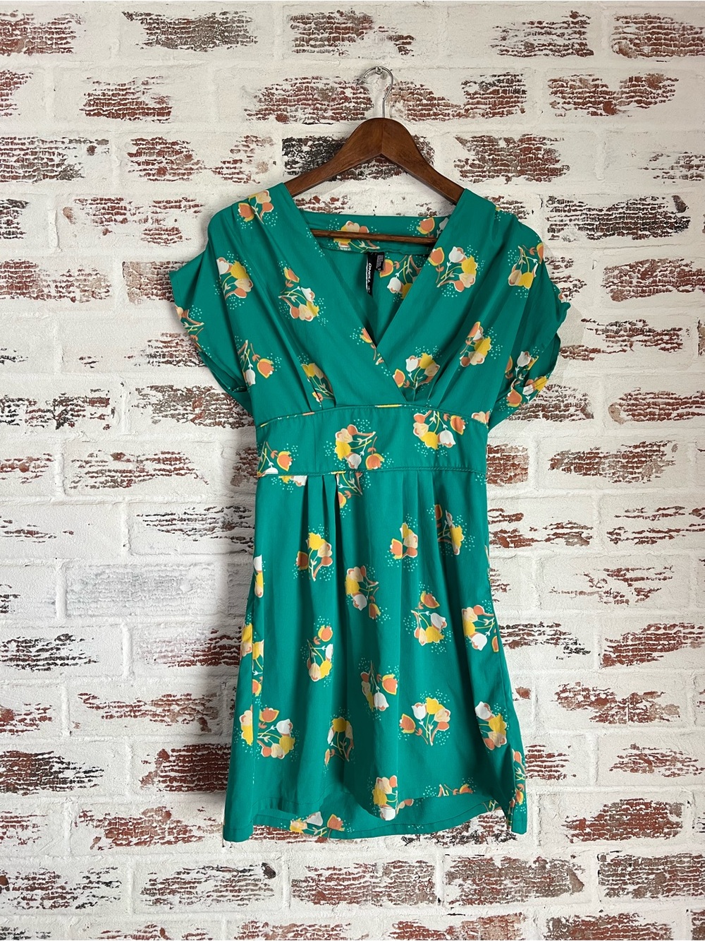 O'Neill Floral Dress V-Neck Mini Green Yellow Orange Summer Coastal Beach Size M